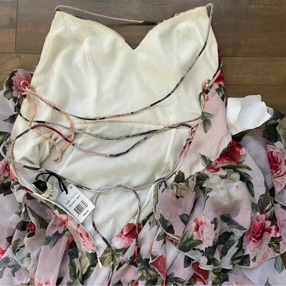 *Flaws* Fame and Partners Queen Ann Dress Size 4 Floral Ruffle Maxi Dress - Picture 13 of 16